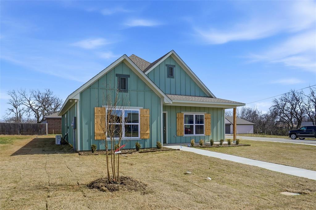 Railroad Ave Add - Residential