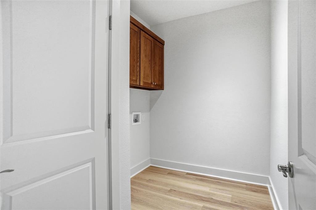 Railroad Ave Add - Residential