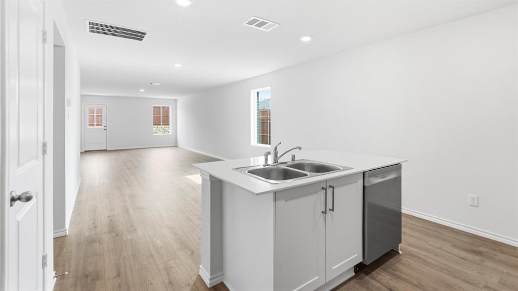 Asher Oaks - Residential