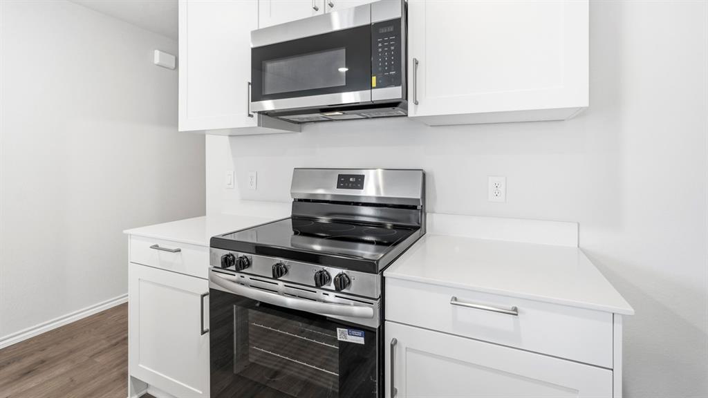 Asher Oaks - Residential