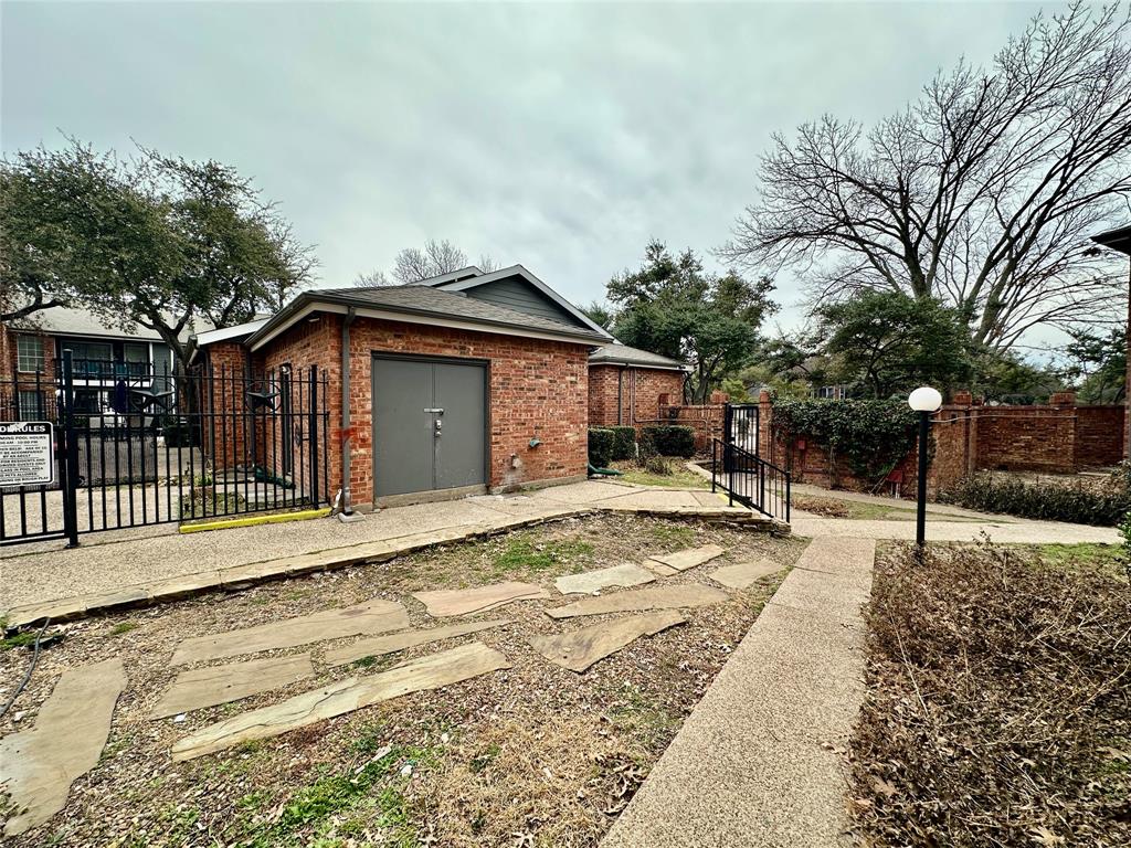 Cimarron Court Condo Ph 1 - Residential