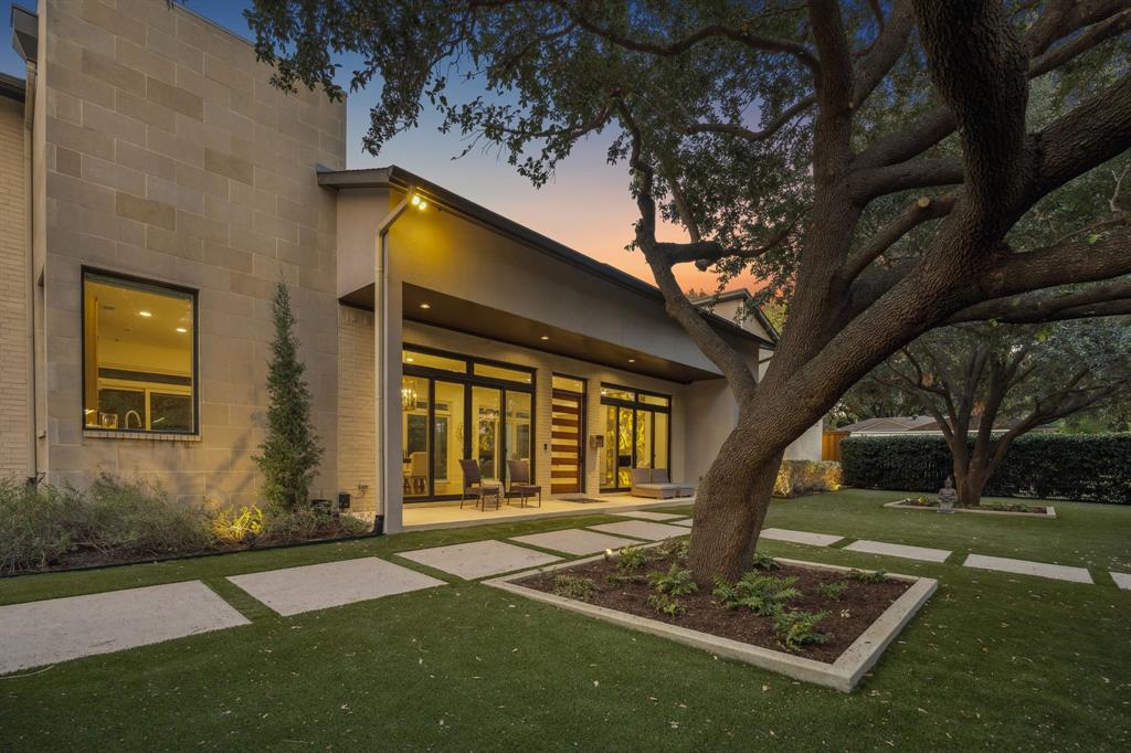 Ridgewood Park 03 - Residential