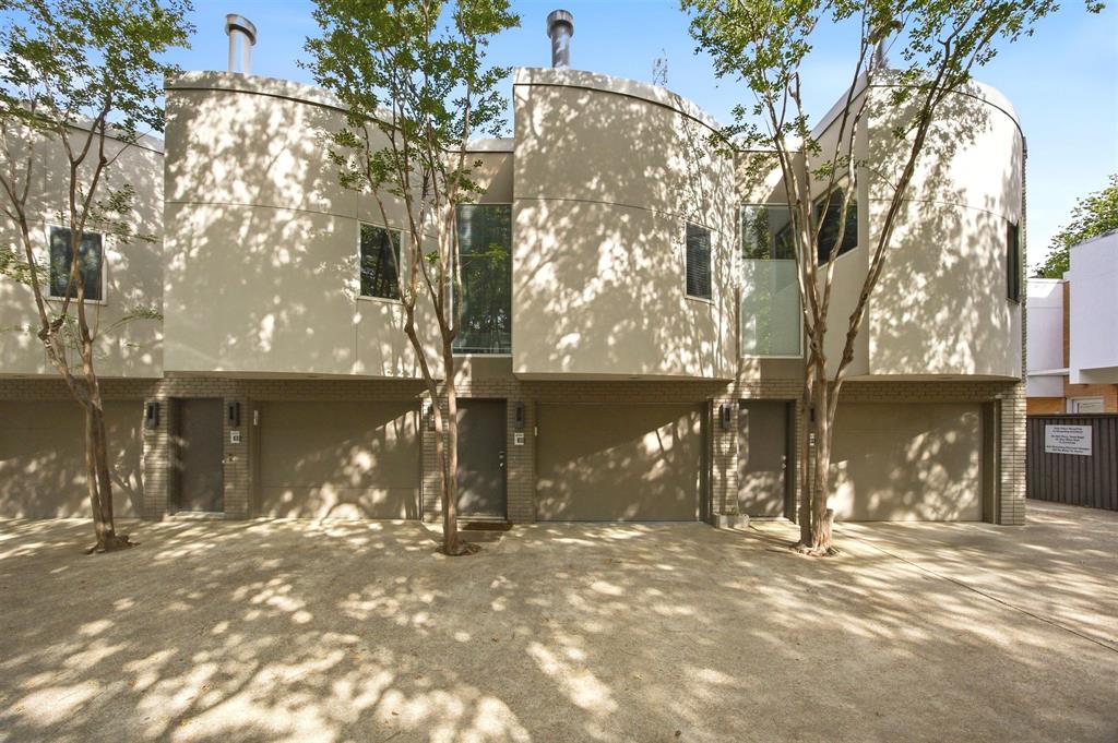 Experience the perfect blend of active city living and serene relaxation in this stunning one-bedroom condo located in one of Dallas's most highly sought-after neighborhoods. Positioned just moments from the iconic Katy Trail, this property is a dream come true for outdoor enthusiasts, runners, and those who love a vibrant, walkable lifestyle. Step inside to a bright, inviting living space framed by large windows that flood the entire home with brilliant natural light. The open-concept layout seamlessly connects the living and dining areas, creating an airy atmosphere that feels both spacious and cozy. It is the perfect canvas for a stylish urban retreat. Beyond your immediate access to the Katy Trail, you are just minutes away from Dallas’s premier shopping boutique districts, trendy cafes, and award-winning dining. Whether you are grabbing a morning espresso, meeting friends for a patio dinner, or enjoying a sunset stroll along the trail, everything you need is right at your doorstep.