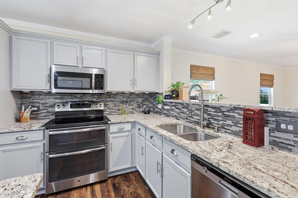 Sendera Ranch East - Residential