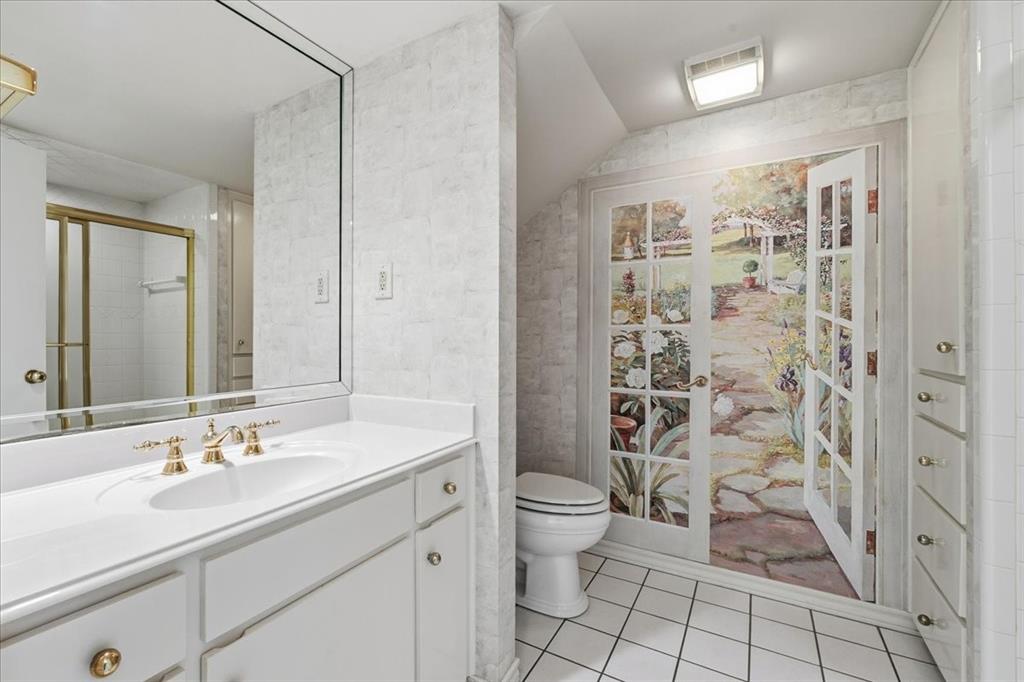 Ridglea Country Club Estate - Residential