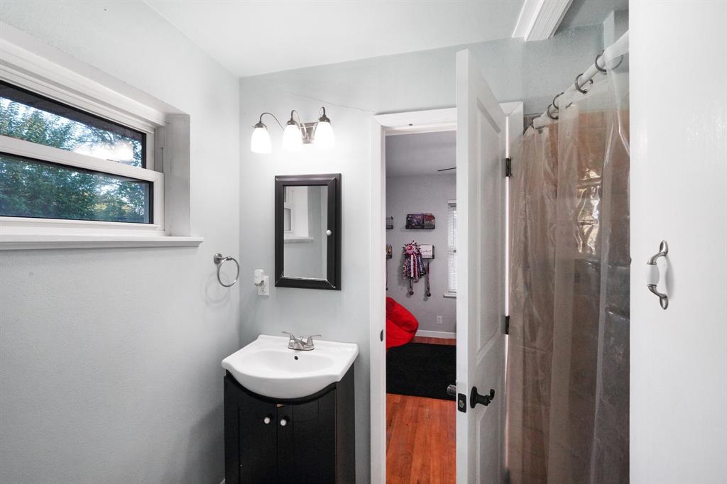 Benbrook Lakeside Add - Residential