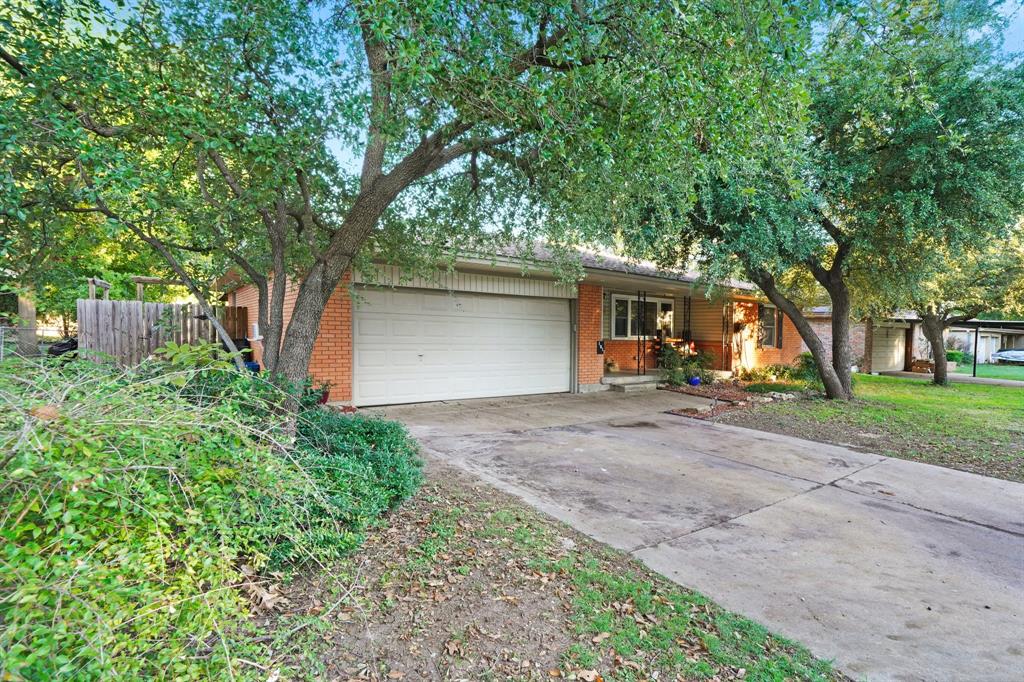 Benbrook Lakeside Add - Residential