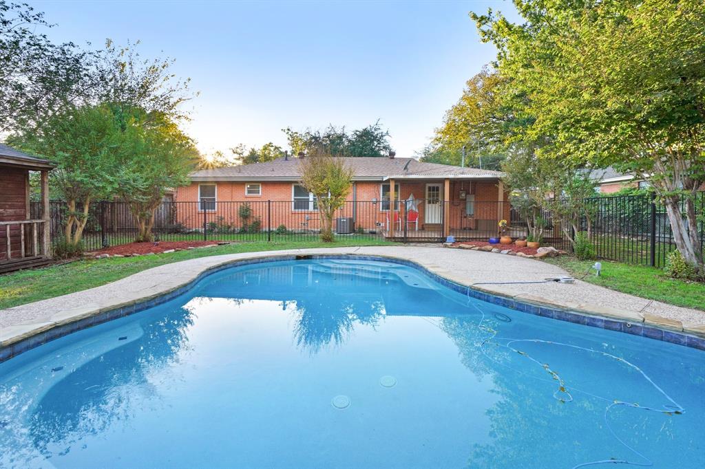 Benbrook Lakeside Add - Residential