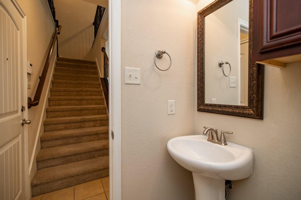 Hemmingway At Craig Ranch #3 - Residential Lease