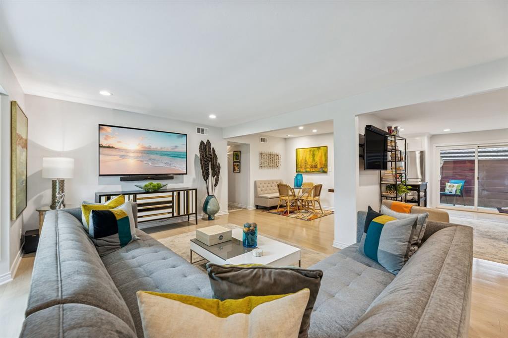 SANDHURST MANOR - Residential