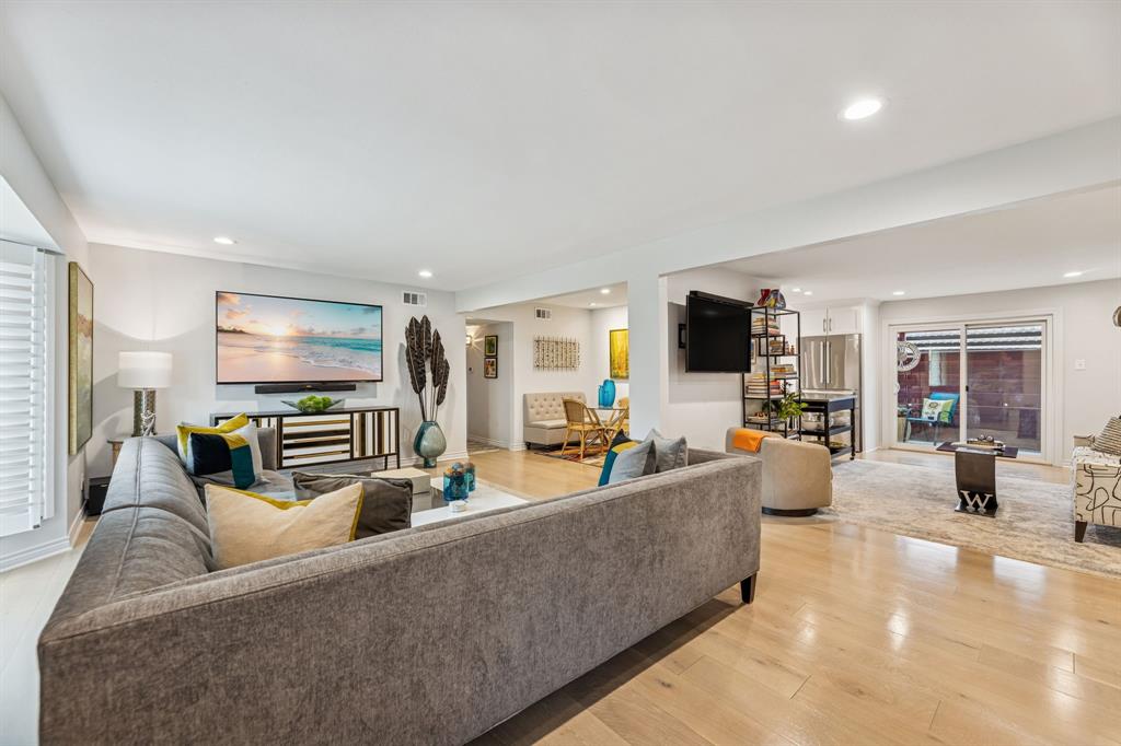 SANDHURST MANOR - Residential