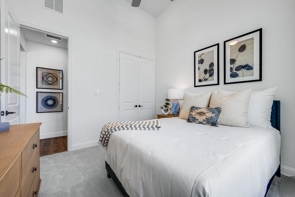 The Ridge at Northlake - Residential