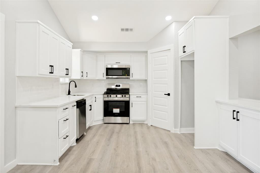 Alta Mesa Park - Residential