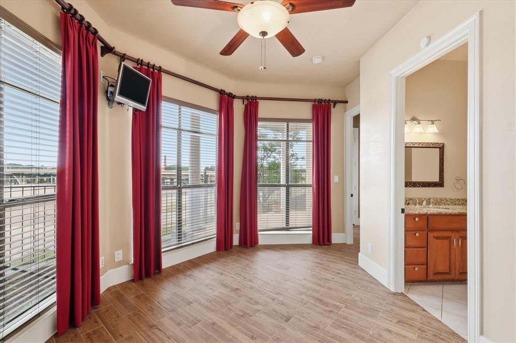 Versailles Condo - Residential