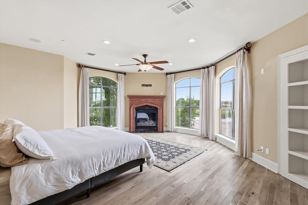 Versailles Condo - Residential