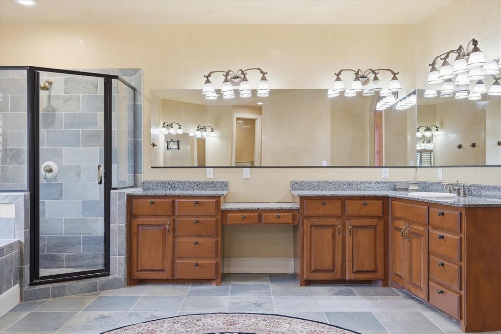 Versailles Condo - Residential