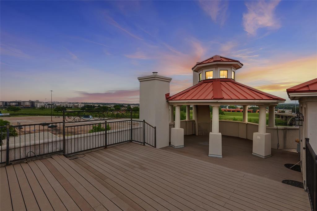 Versailles Condo - Residential