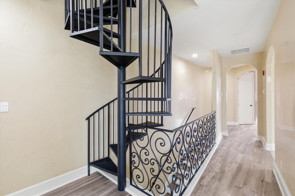 Versailles Condo - Residential