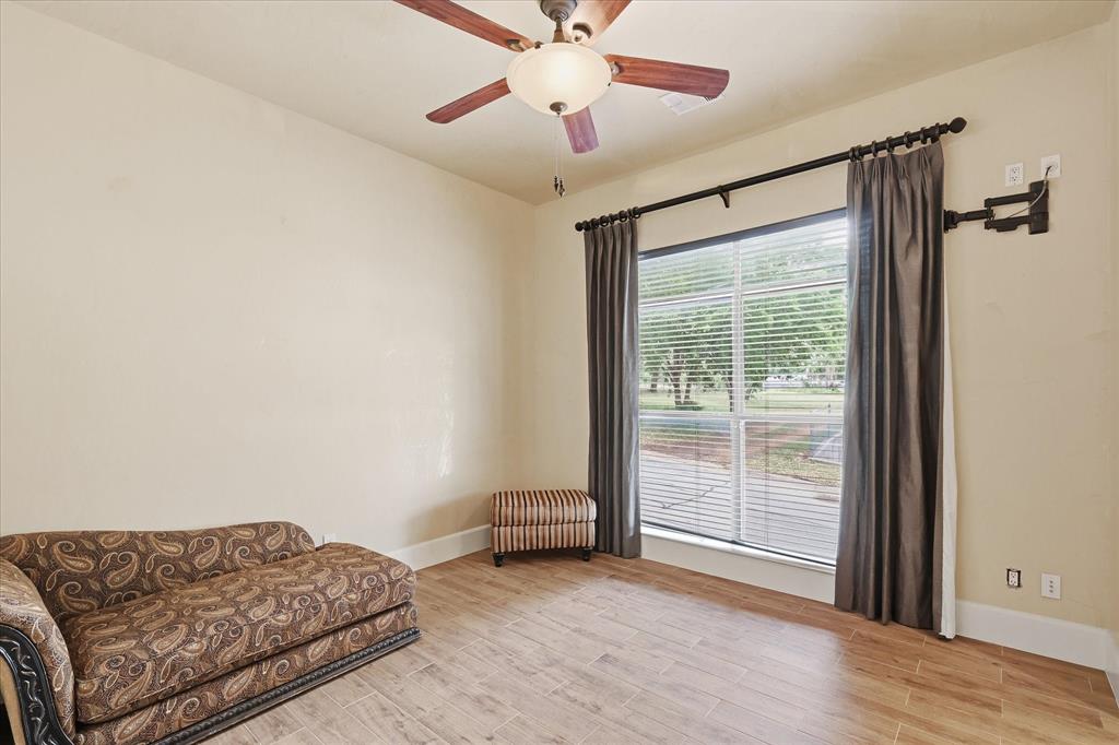 Versailles Condo - Residential