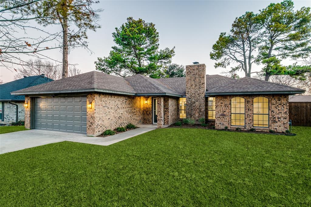 Stunning upgraded home located off Tumbleweed in Carroll ISD will simply take your breathe away! When you enter the masterfully designed home, you find yourself engulfed in charming detail. From ceiling to floor there is not a detail left untouched, the beautiful kitchen is fit for any family cook and social gathering. From the open-concept kitchen and living space to the backyard, there is plenty of room for the whole family to enjoy. Historic Grapevine Main St. & Southlake Town Square are within 3 miles. Grapevine Lake is less than a half mile walk. Jones Branch Park is located within subdivision as well.  2949 Tumbleweed will capture your heart & imagination!!