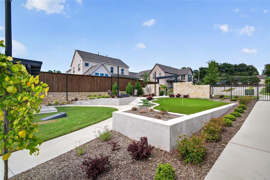 White Rock Trail Add - Residential
