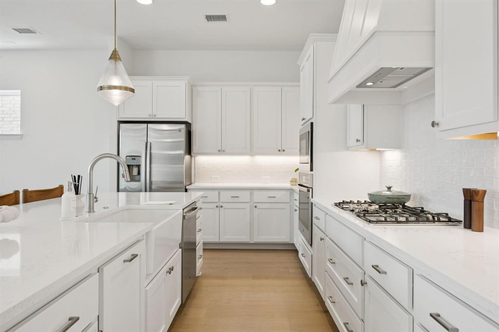 White Rock Trail Add - Residential