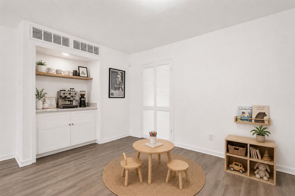 Crest Meadow Estates - Residential