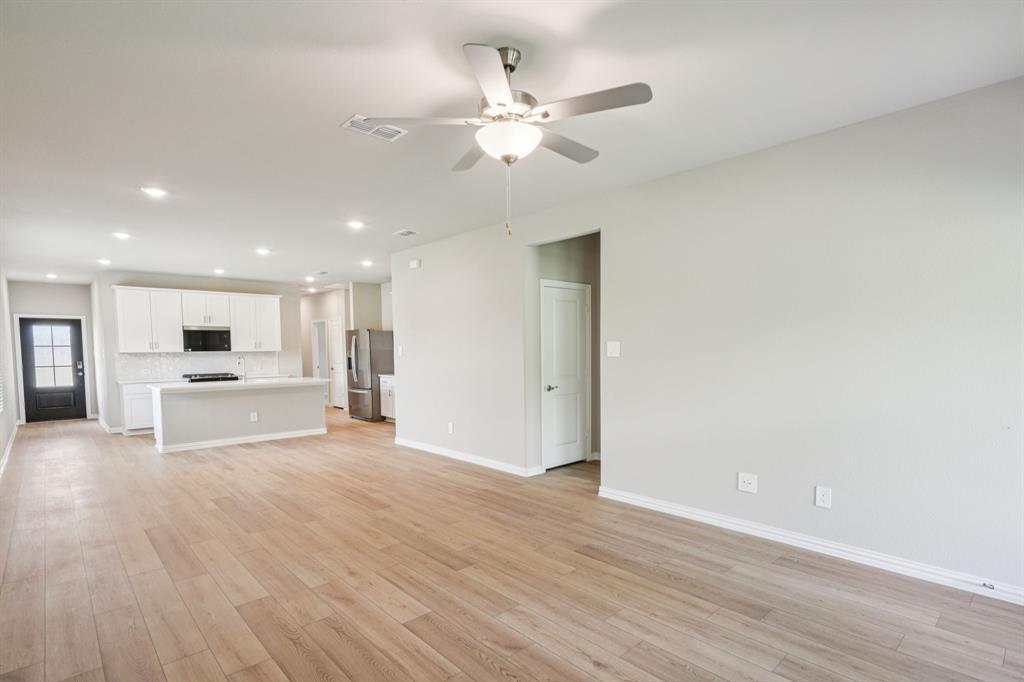 Lakehaven - Residential
