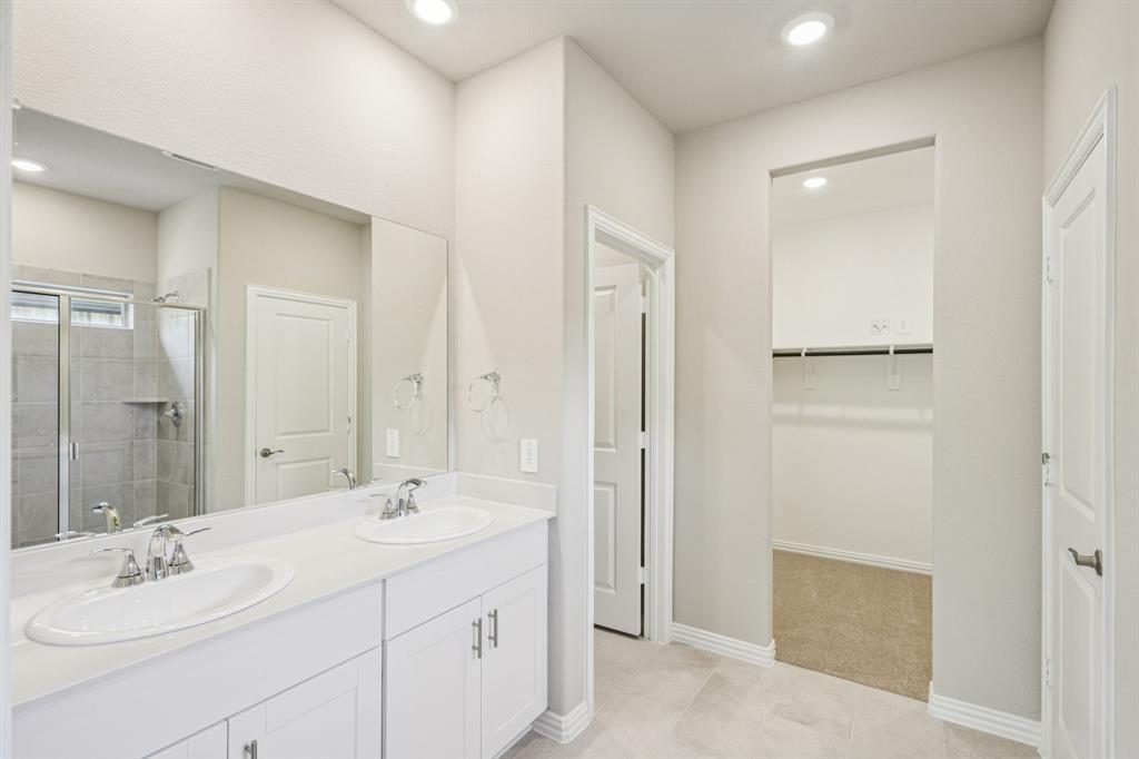 Lakehaven - Residential