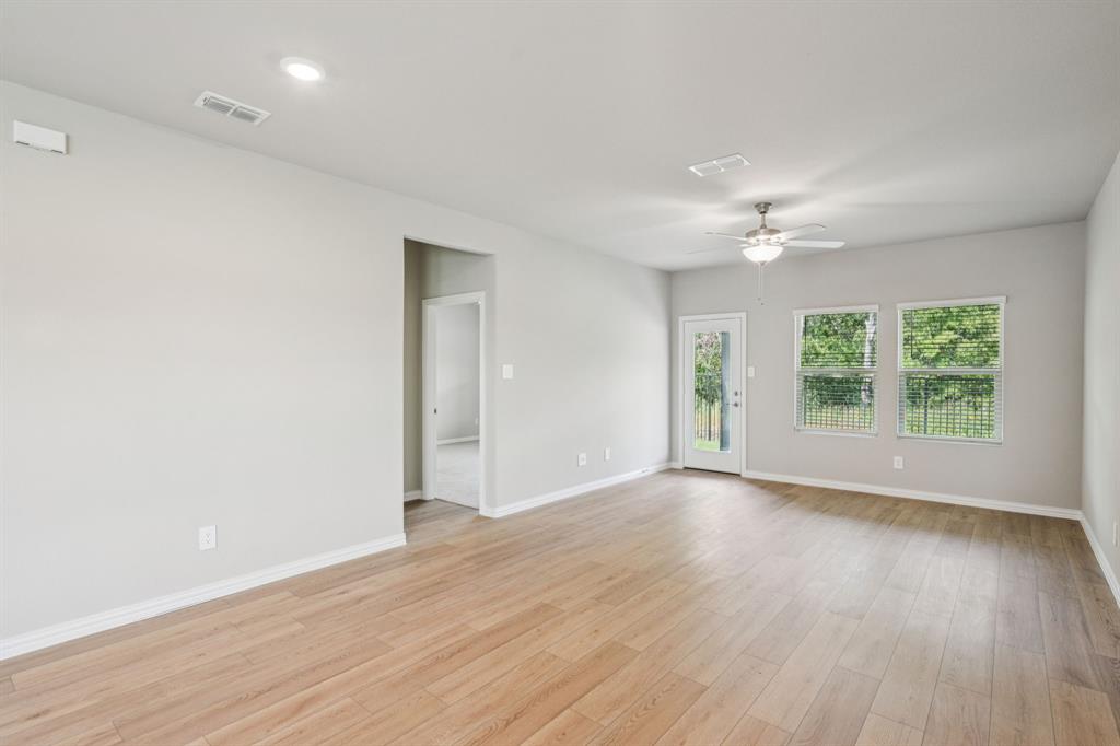 Lakehaven - Residential