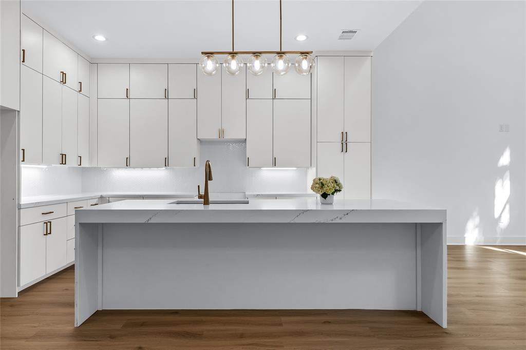 Clifton Place 02 - Residential
