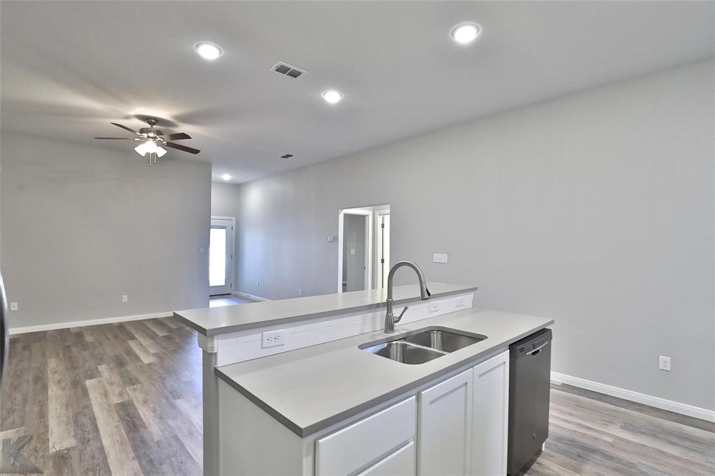 Hampton Hills Add Sec IV - Residential Lease