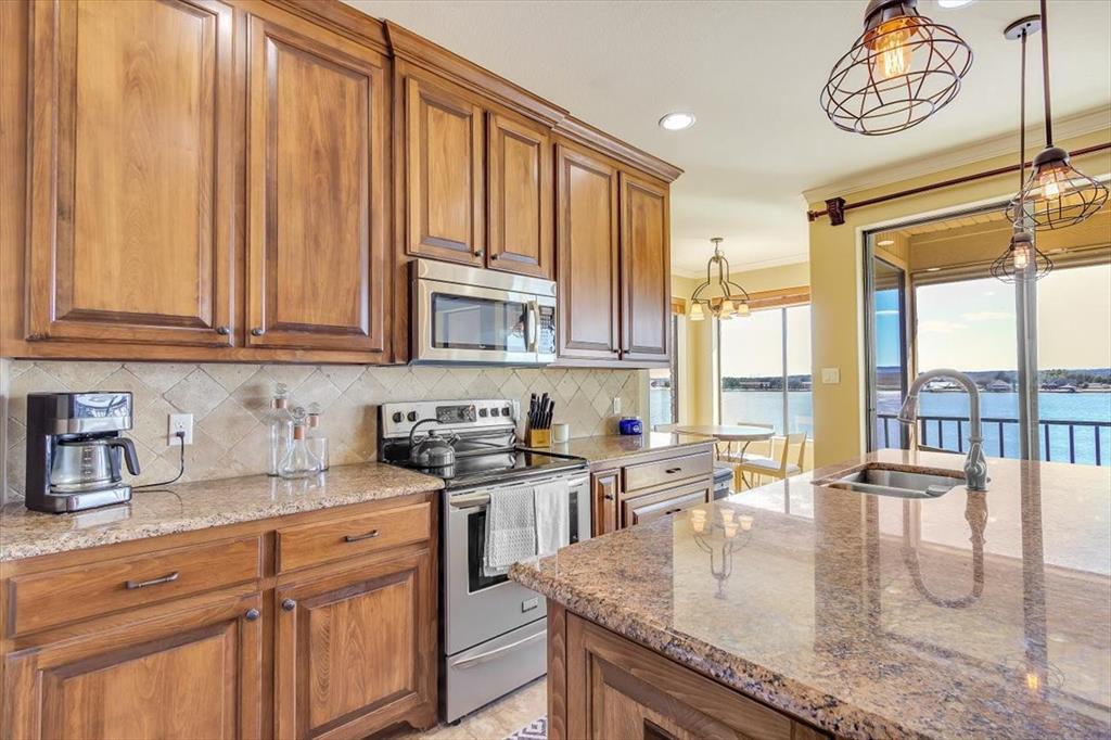 The Lodge Of Granbury - Residential