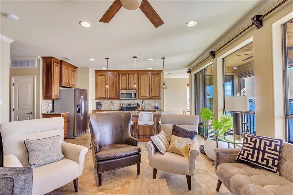The Lodge Of Granbury - Residential