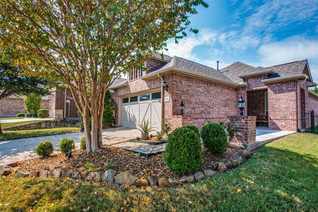 Well-maintained home on a cul-de-sac with great curb appeal and an inviting front porch, located in age restricted Del Webb Community, Frisco Lakes. Open, spacious floorplan with 2 bedrooms and 2 full baths! Kitchen overlooks dining and living, and has a breakfast nook. Kitchen refrigerator can stay if tenant prefers. Split bedrooms, with Master suite facing backyard, and second bedroom and full bath at the front. Plantation shutter sliders open to back covered patio. Generously-sized backyard is great for pets or enjoying nature! Carpet replaced Sept 2022. HVAC replaced 2022 (landlord pays for  HVAC maintenance, including filter replacement). Tenant is responsible for lawncare, choice of managing on own or landlord can manage for $100 per month. At least one tenant must be at least 55 due to age restrictions of community. Pets allowed on case-by-case basis with $500 pet deposit. 650+ credit score. TAR applications for all 18+, drivers license, paystubs, and photo of pet.