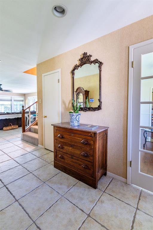 Emmons C B - Residential
