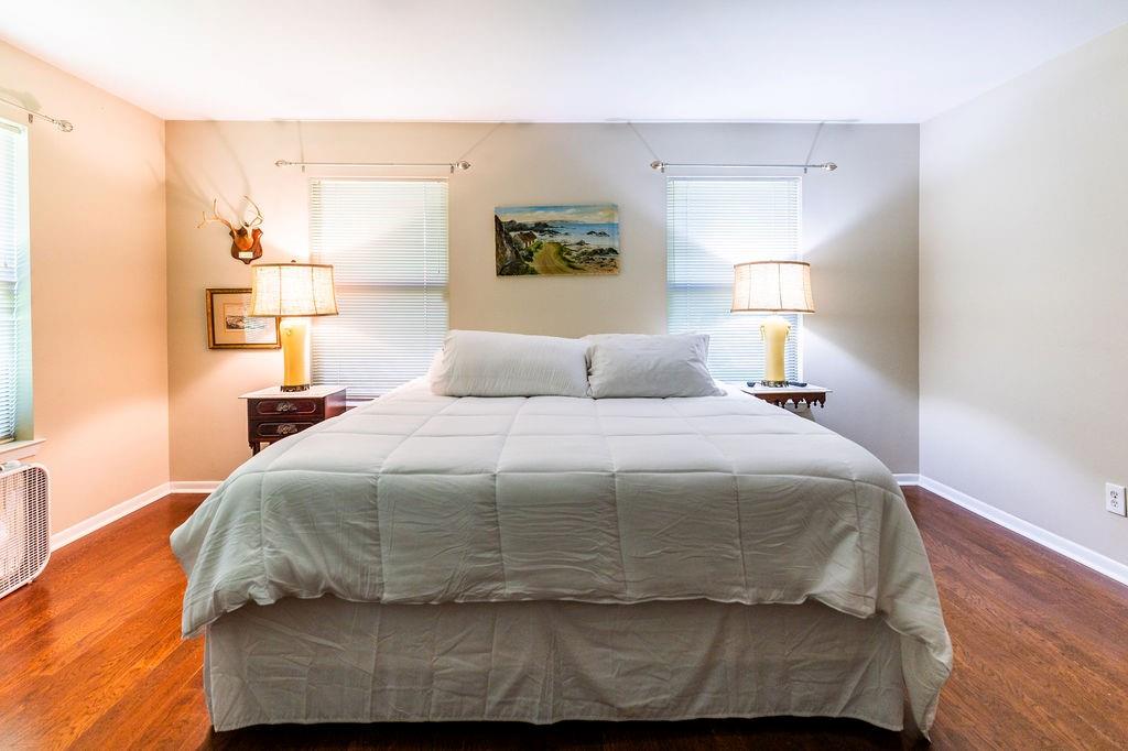 Emmons C B - Residential
