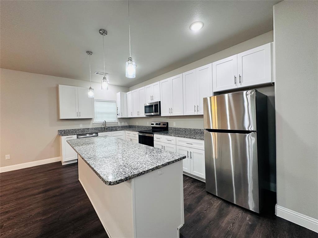 Canyon Creek III - Residential