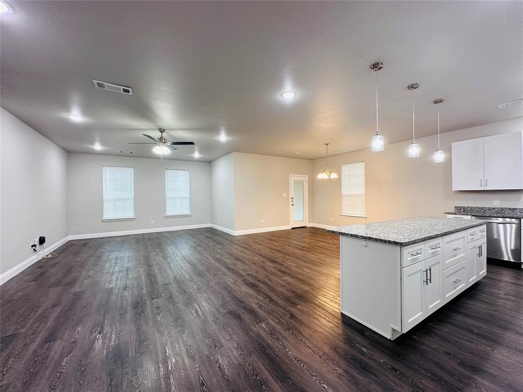 Canyon Creek III - Residential