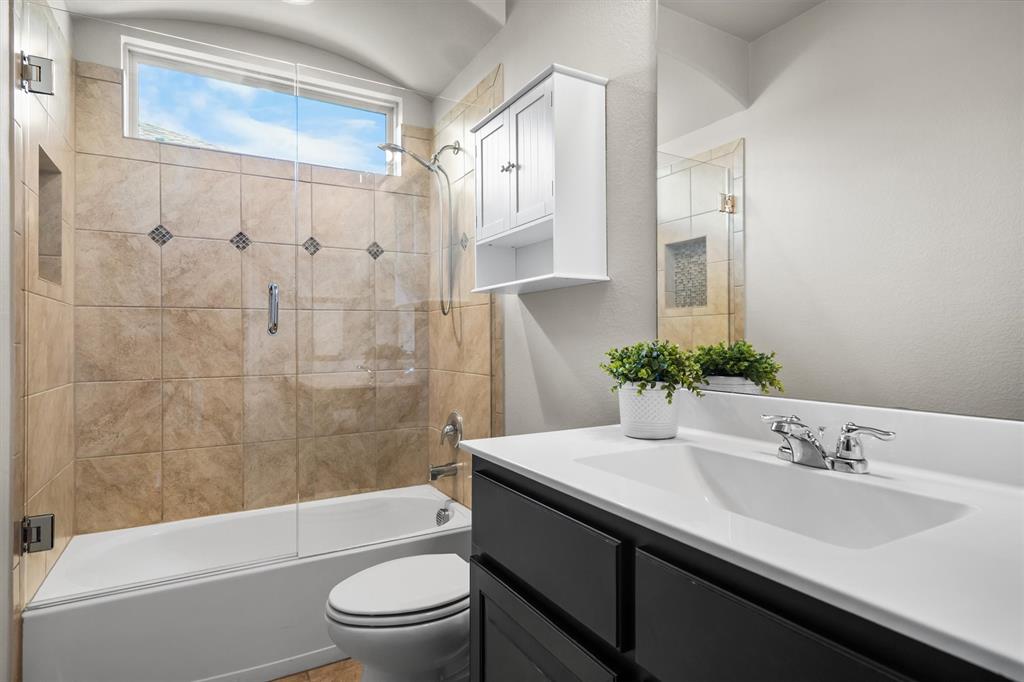 Hawthorne Meadows - Residential