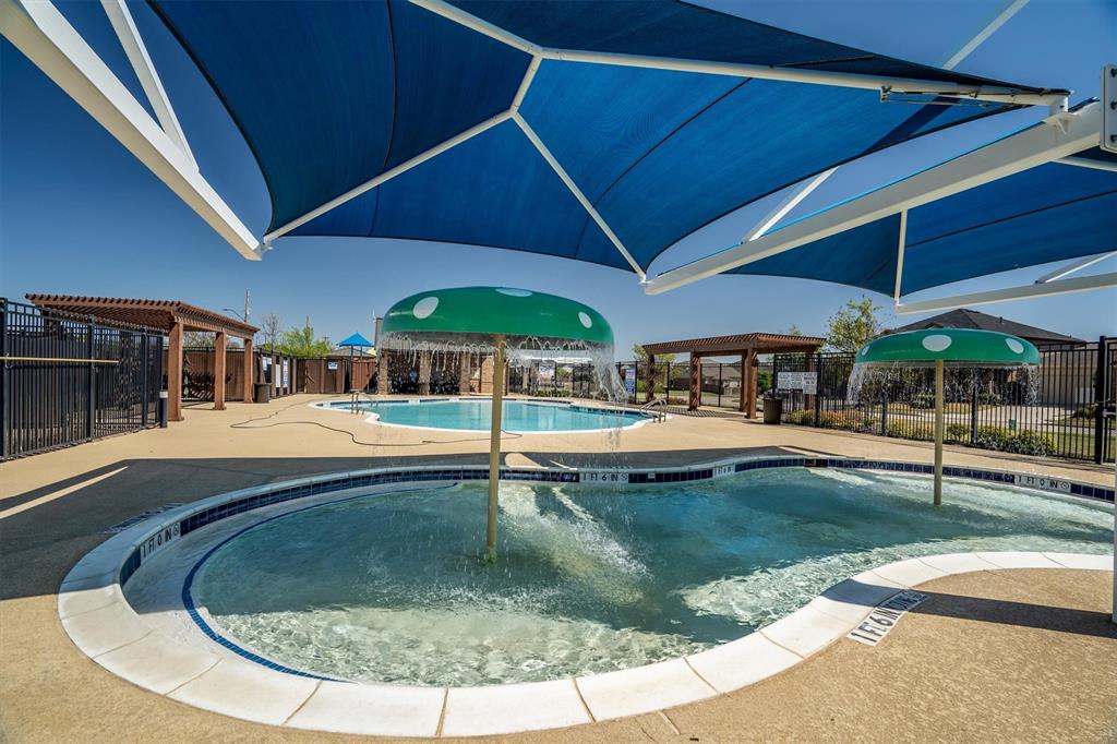 Hawthorne Meadows - Residential