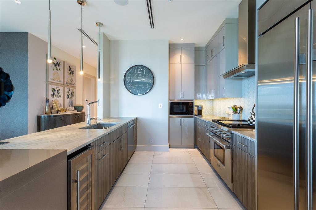 Stoneleigh Residences - Residential