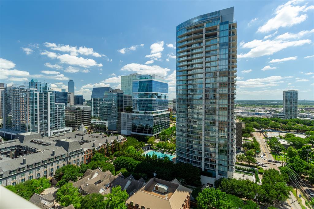 Stoneleigh Residences - Residential