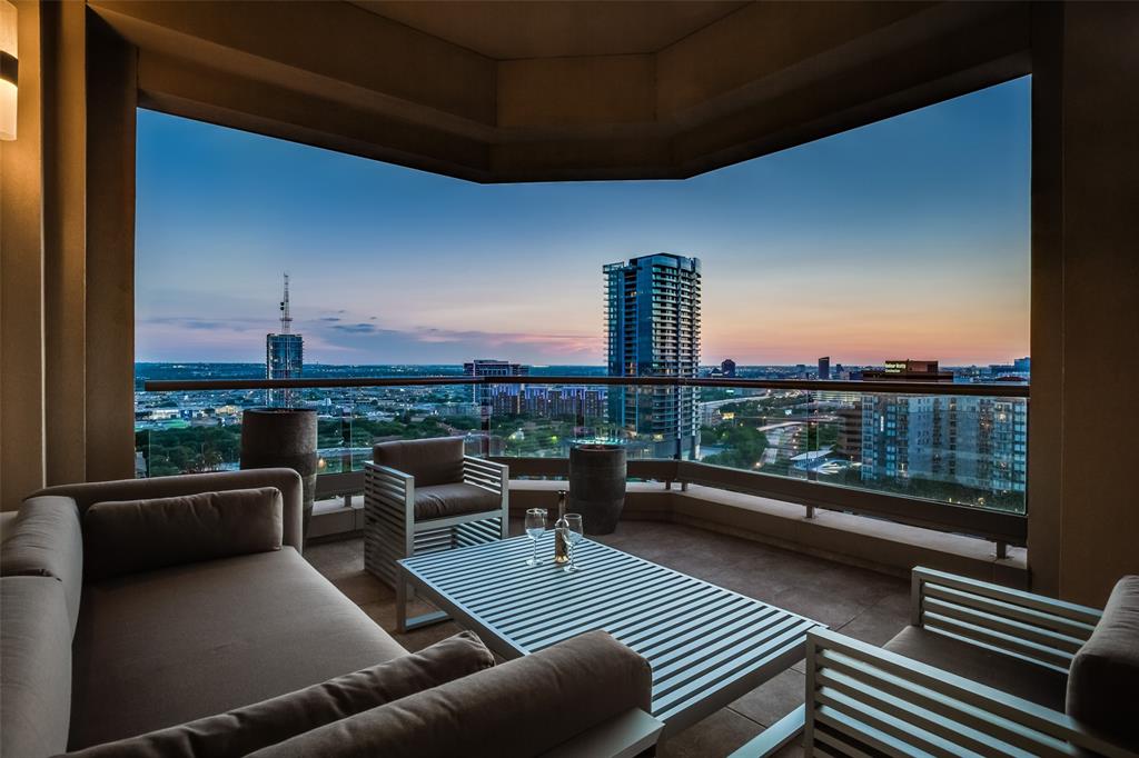 Stoneleigh Residences - Residential