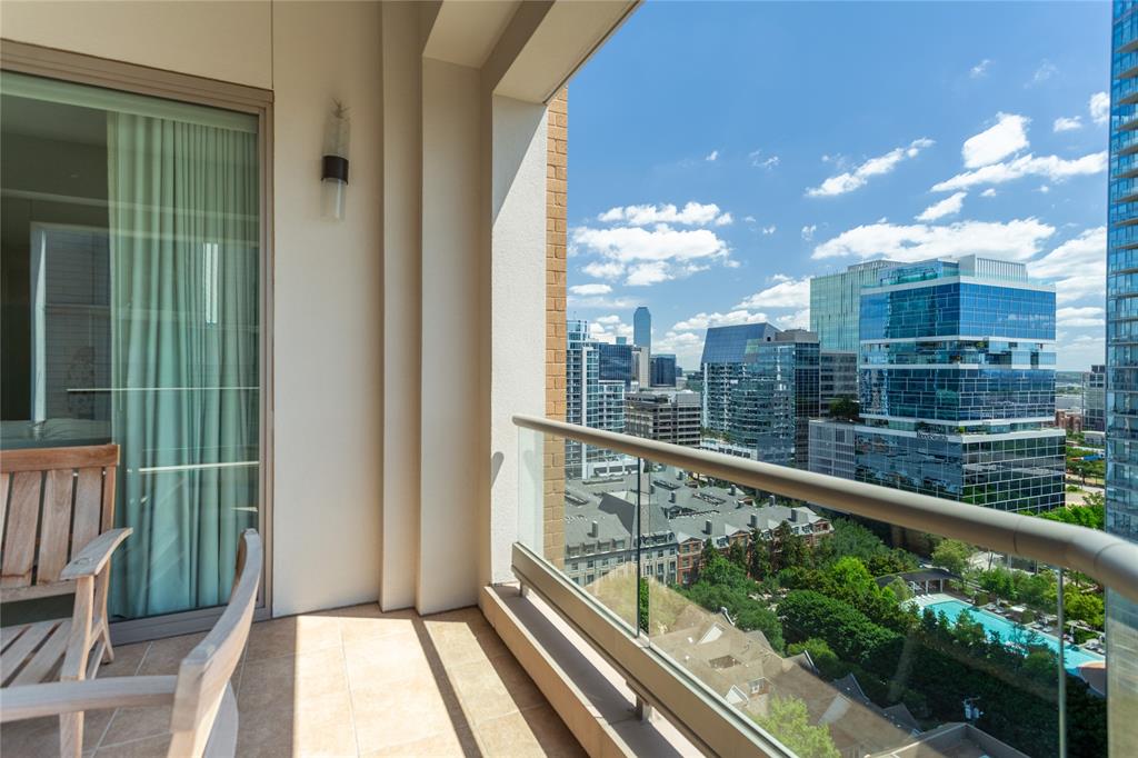 Stoneleigh Residences - Residential