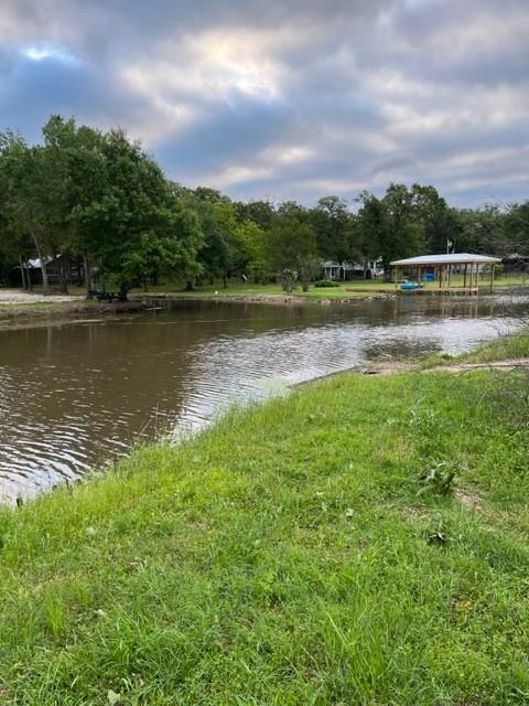 Westfork Lake Limestone - Residential