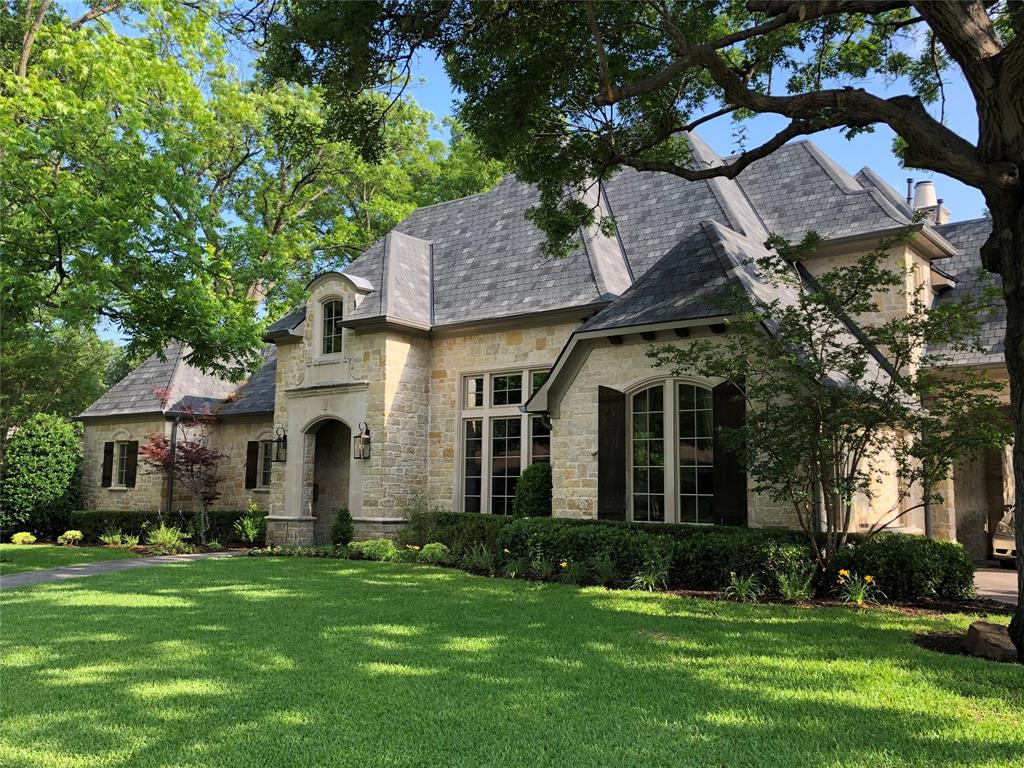 Spacious single-owner home in coveted horseshoe block next to St. Mark's, with a terrific floor plan for everyday family living or entertaining. Downstairs features both the primary suite and guest suite, formal living and dining, and a spacious kitchen that opens to a vaulted living room. Side porte cochere provides easy parking and access to the kitchen and butler's pantry for unloading. Three en suite bedrooms upstairs alongside an updated game room, separate media room with bar top dining, and flex room for a gym or second office. Oversized corner lot provides beautiful views and lots of natural light, while accommodating a sports field-sized, turfed backyard. 3-car garage with Tesla charging and battery wall generator. Roof new in 2021. Just steps from a back entrance to St. Mark’s and centrally located to other top schools, dining, shopping and entertaining, this incredible location and one-owner home with a terrific floor plan makes it a wonderful opportunity for astute buyers.