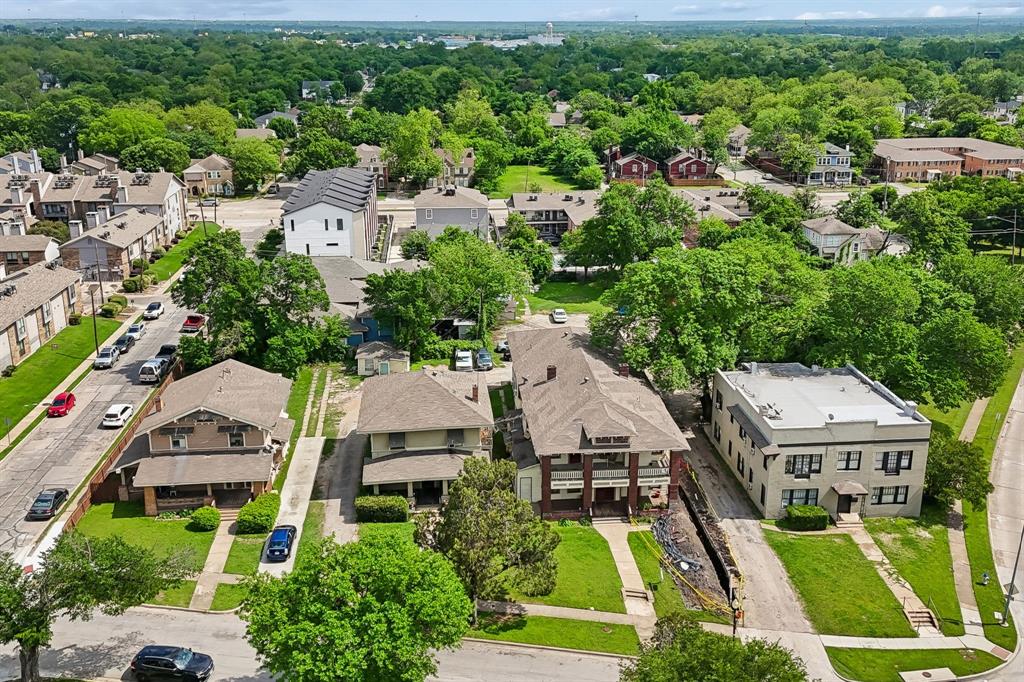 Located in Munger Place Historic District, one of the most desirable historic neighborhoods in East Dallas, this offering presents a rare opportunity to acquire four contiguous properties spanning an entire city block—totaling over 50,000 square feet of land.

The portfolio consists of four buildings currently operating as a rooming house with 50 rooms, with an on-site manager in place. Current rents range from $550–$650 per month, providing immediate in-place income with operational upside.

This is a highly flexible investment with multiple exit strategies in a high-demand submarket.

*This is being sold AS-IS
*Properties cannot be torn down, they are contributing to the neighborhood
*Renovation-Redevelopment available that contributes to neighborhood