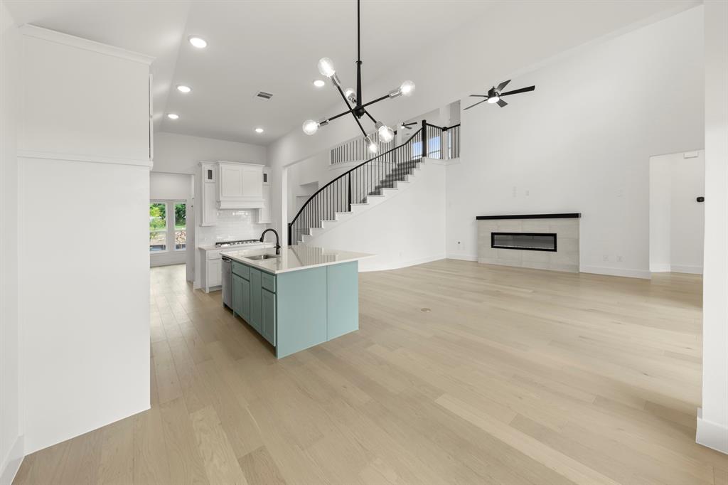 Pecan Hill - Residential