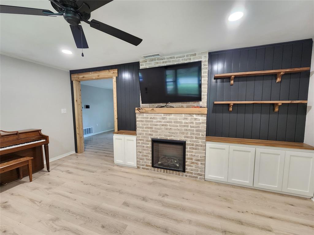 Love Betts - Residential